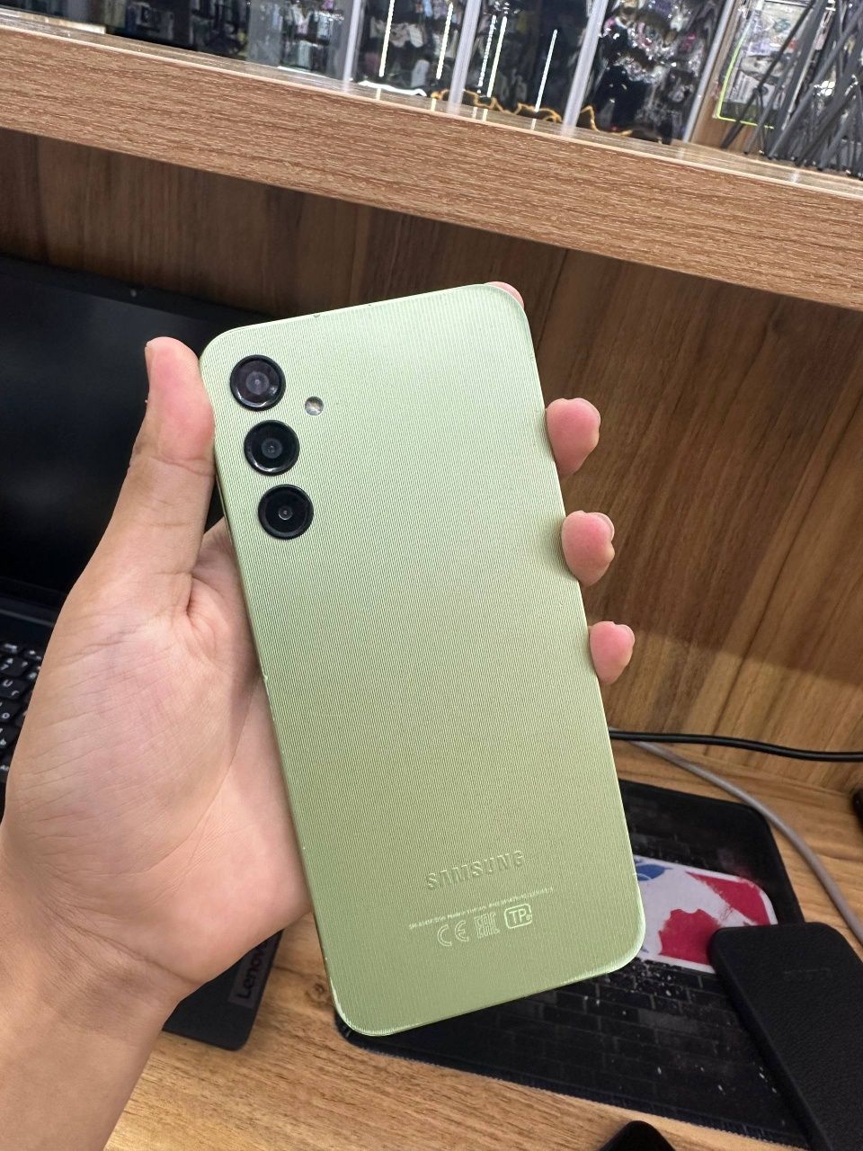 Samsung a14 4/64