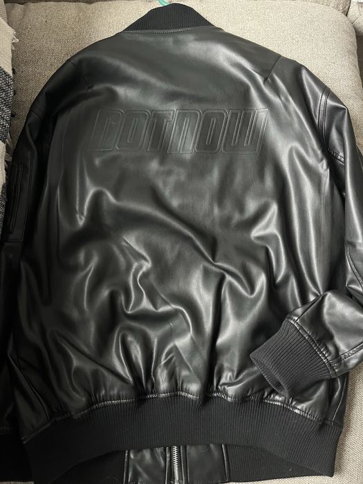 Чисто ново кожено мъжко яке; размер М-Л от Bershka