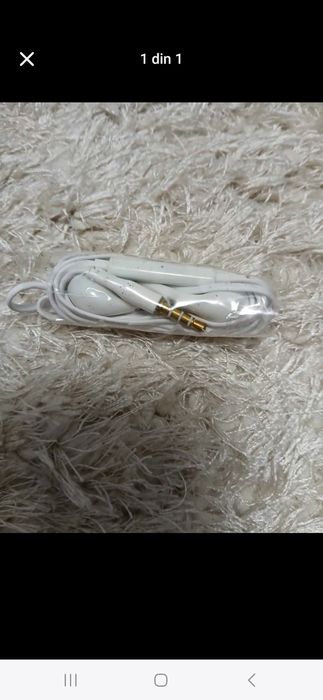 Casti cu fir Samsung, mufa jack 3.5 noi