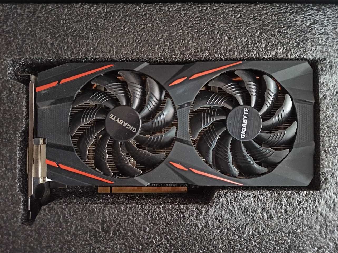 Продавам видеокарта Gigabyte Gaming 4G Radeon RX580
