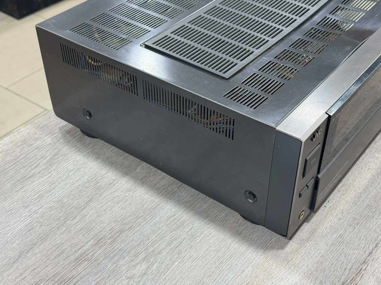 Усилвател JVC - RX-1010VTN
