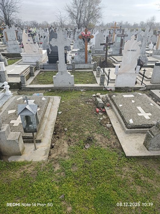 Loc de veci vând/donez