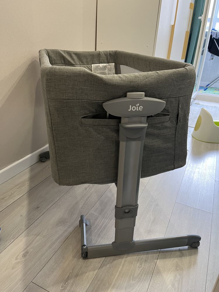 Продам Манеж-кровать Joie Roomie Glide