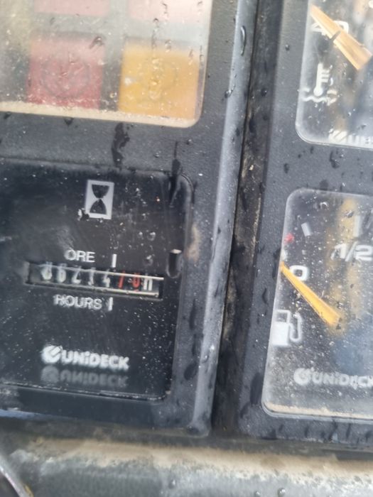 Mini încărcător Komatshu