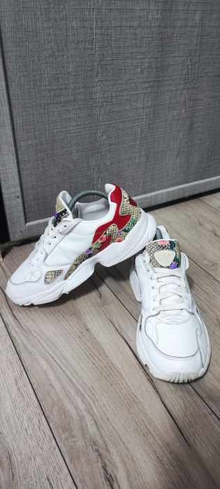 Adidas falcon Nr 40