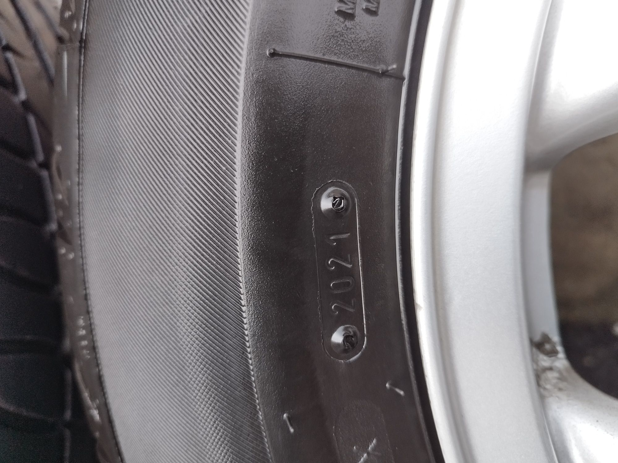 Джанти с гуми за Vw