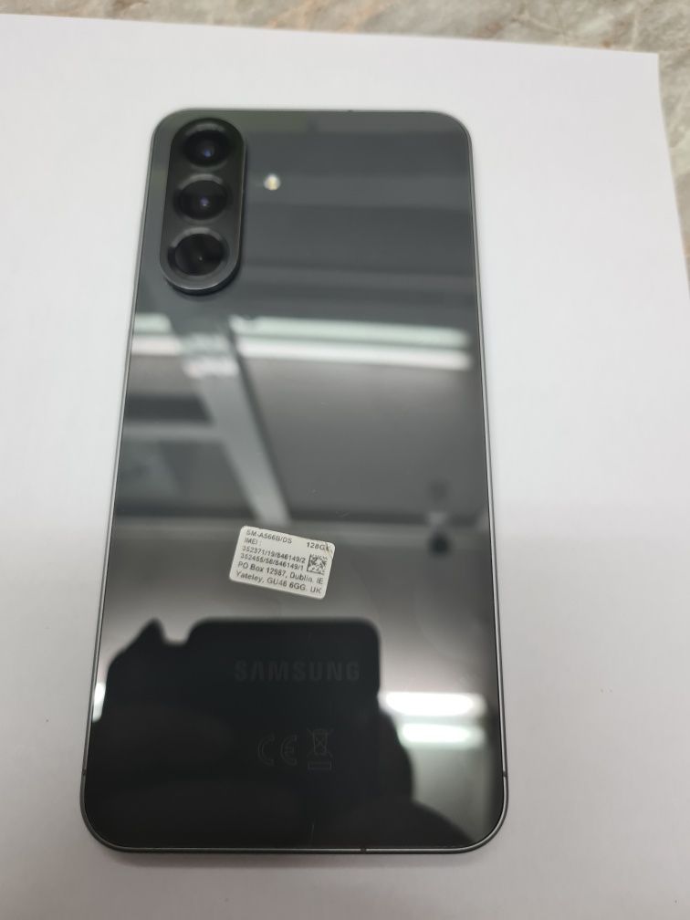 GSM мобилен телефон смартфон SAMSUNG GALAXY A56 8ram/128gb