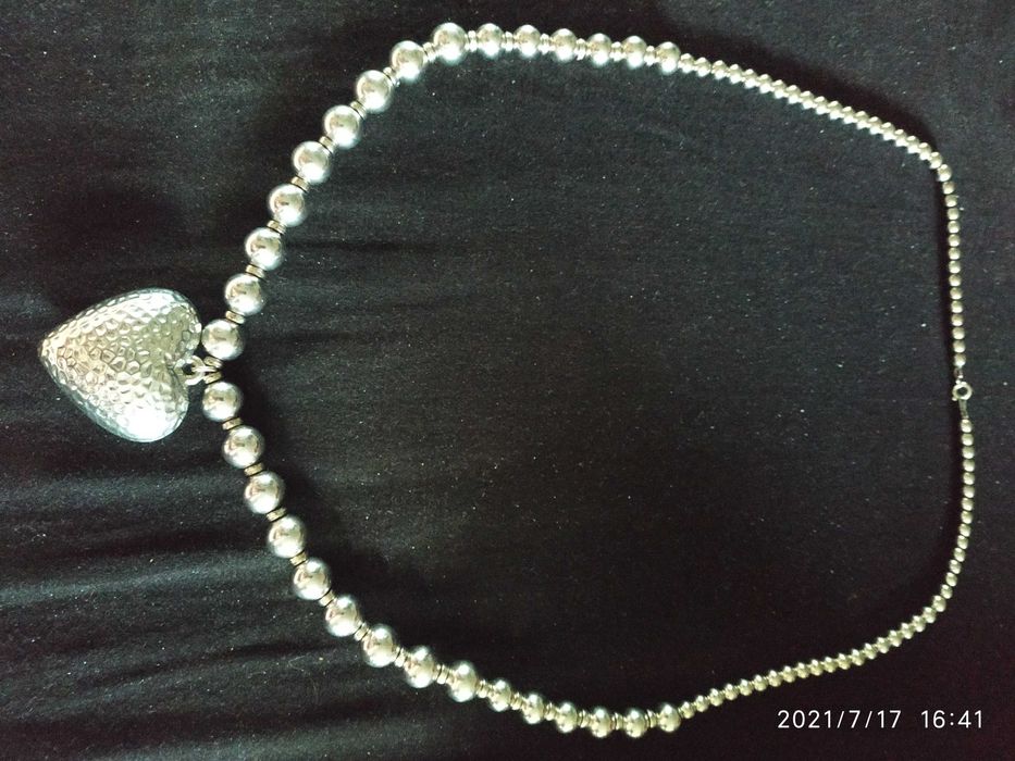 Колие сърце сребрист ефект