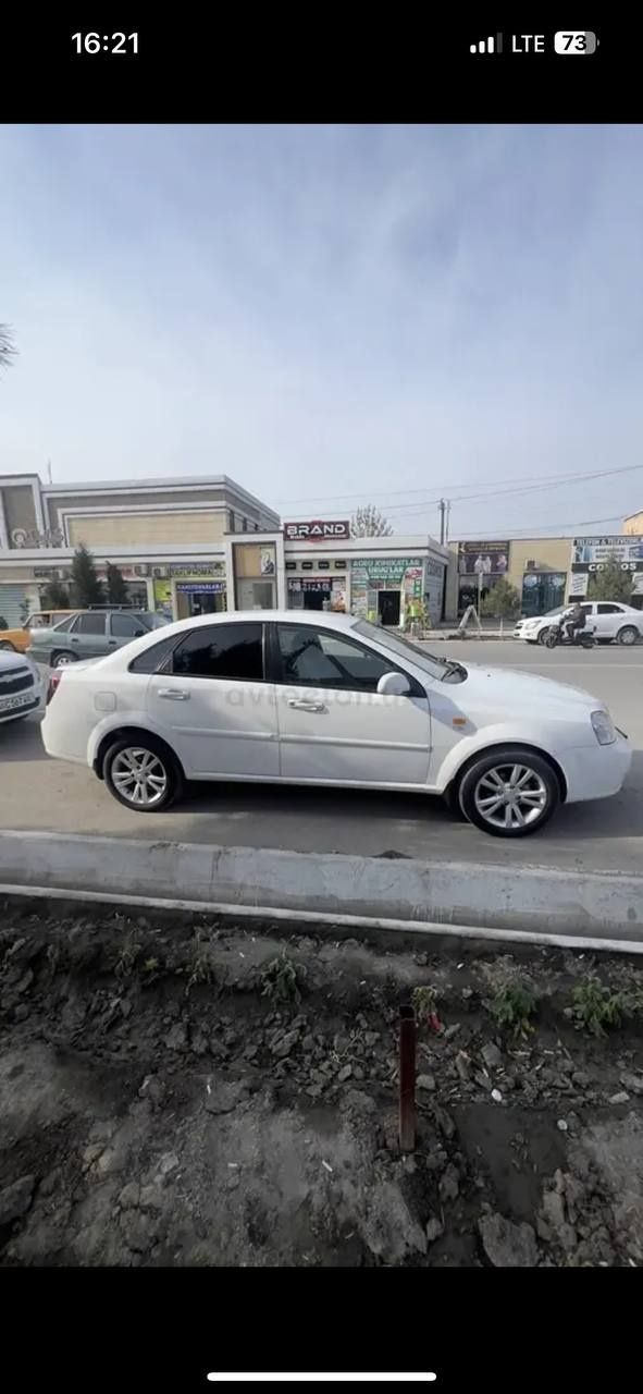 Lacetti 2 sotiladi chevrolet