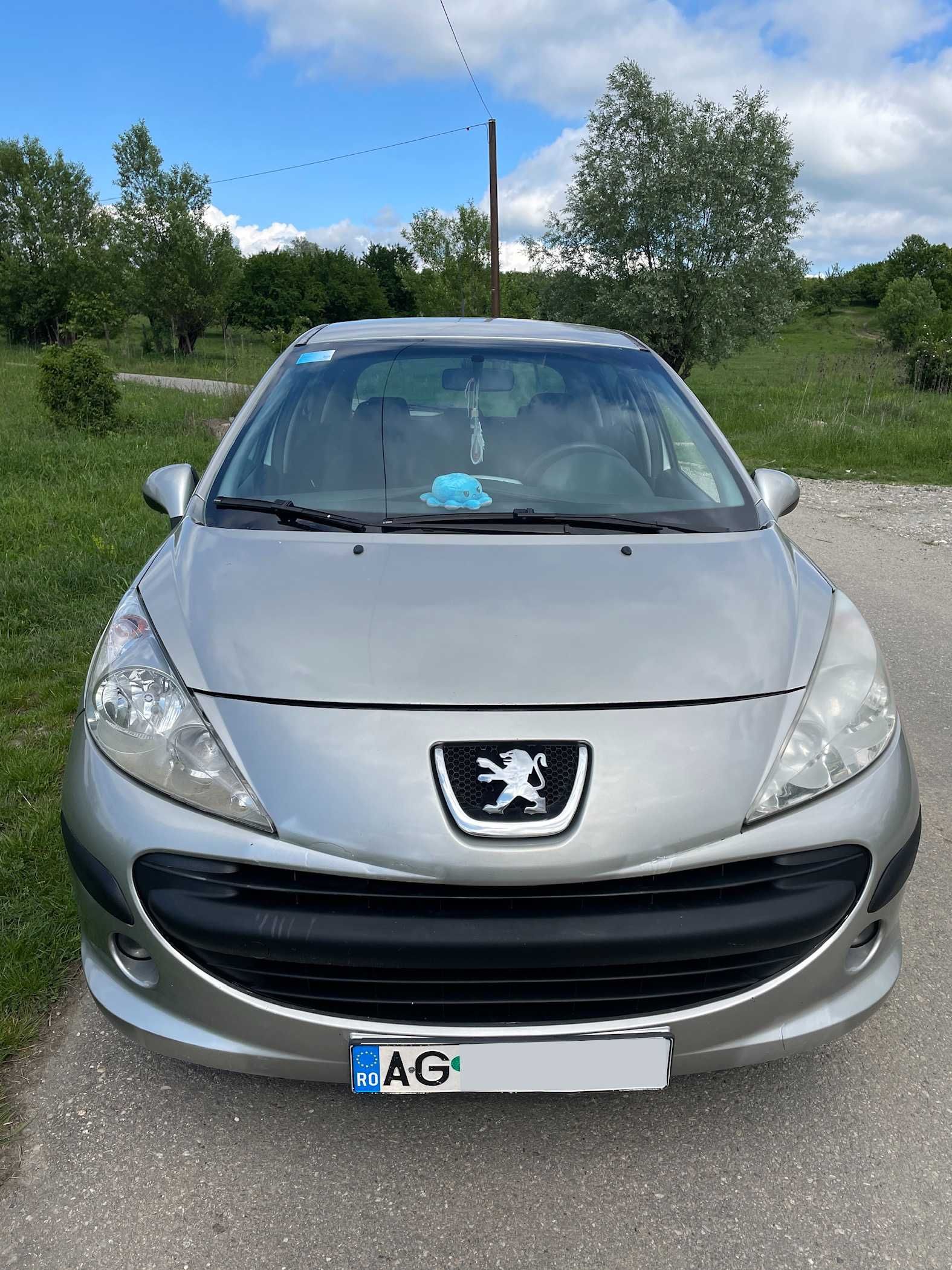 Peugeot 207, 1.4 benzina