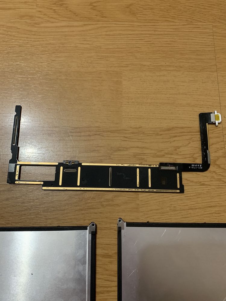 Части за различни таблети iPad