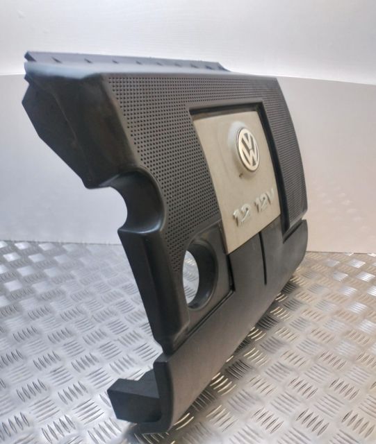 Capac protectie motor / carcasa filtru aer 03e129607 Volkswagen VW Po