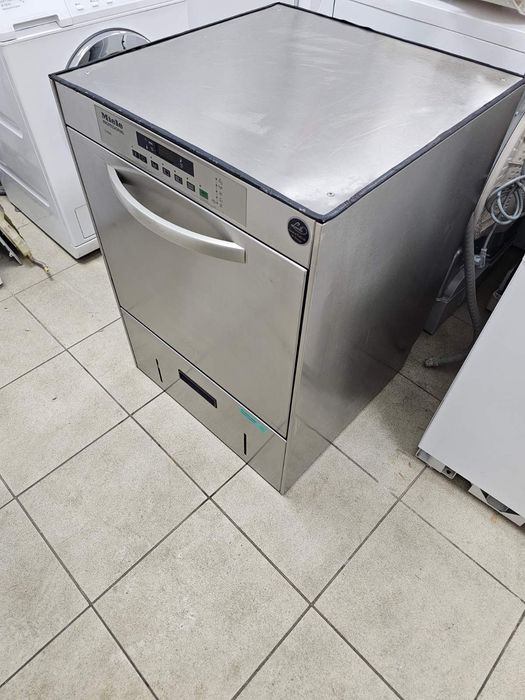 Професйонална Съдомиялна Miele G 8066
