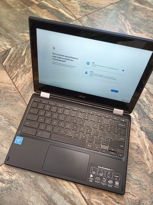 Acer Chromebook R 11 
Дизайн: 2-в-1, 360° панта (лаптоп/таб