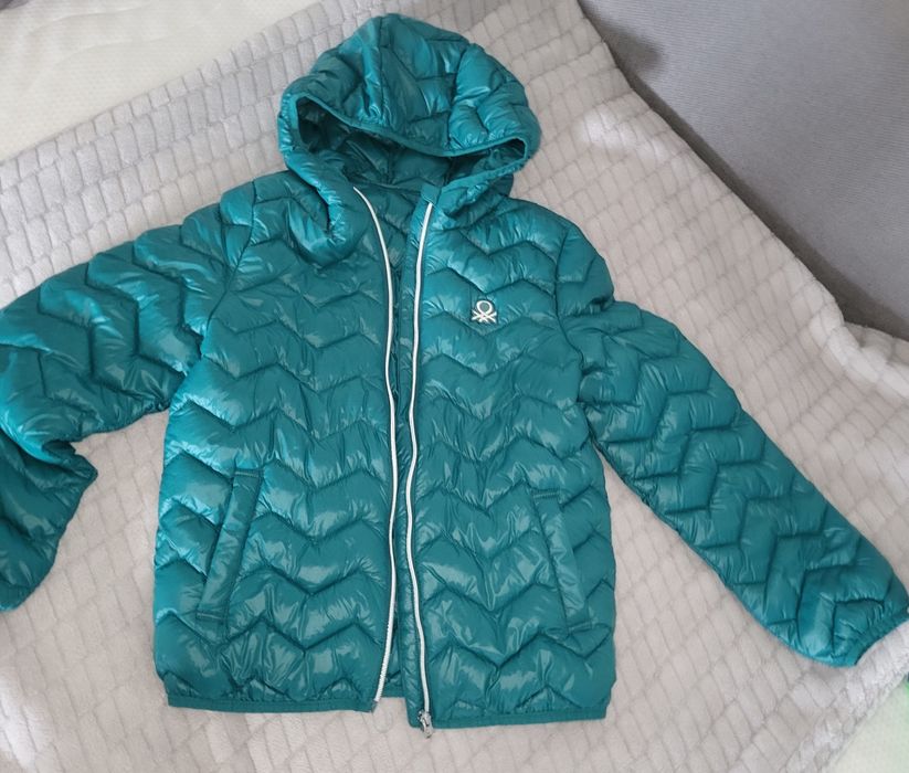Яке Benetton размер 11 -  12 години