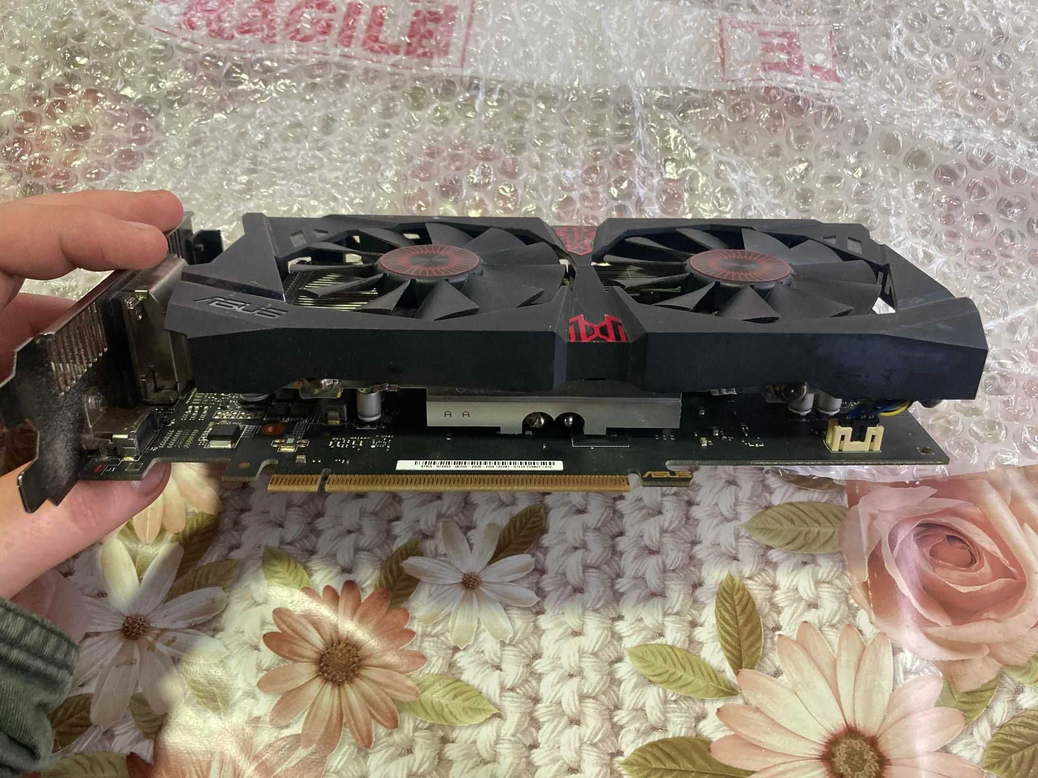 Vand placa de video gtx 950