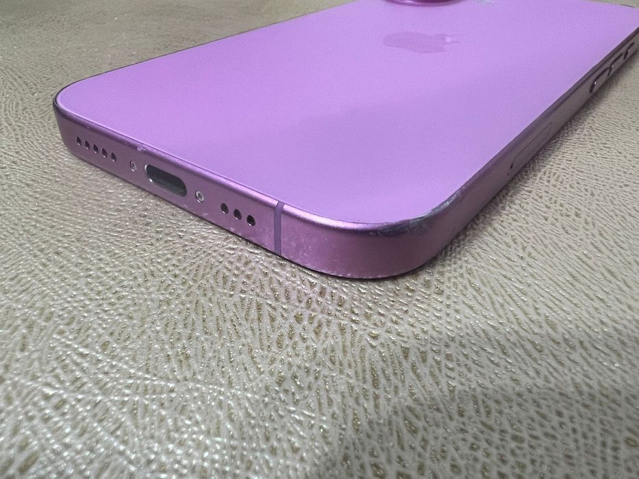 Telefon Iphone 16 Roz