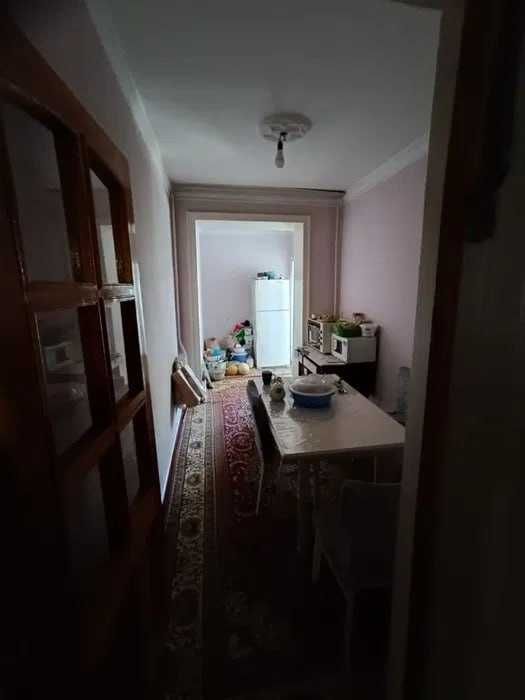 Коракамиш 4 хона сотилади. Кара камыш продаётся 4 комнатная квартира