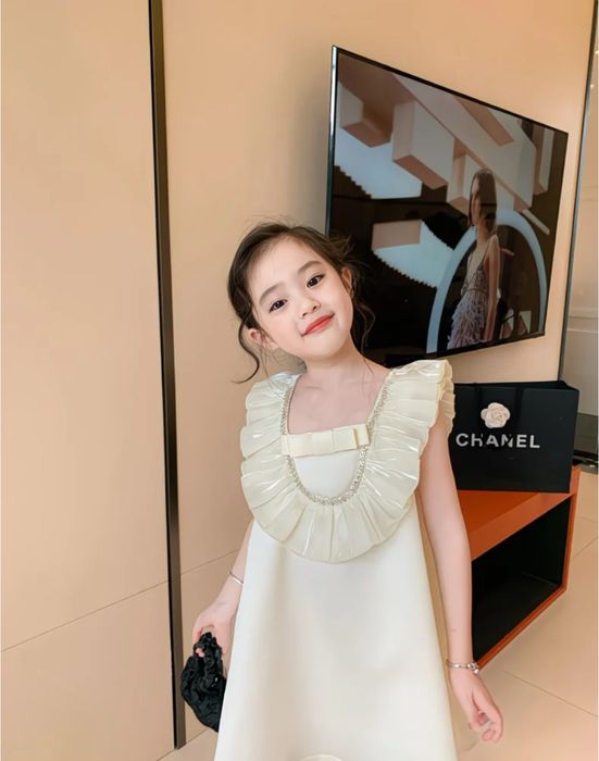 Нарядное платье на утренник или любой праздник.