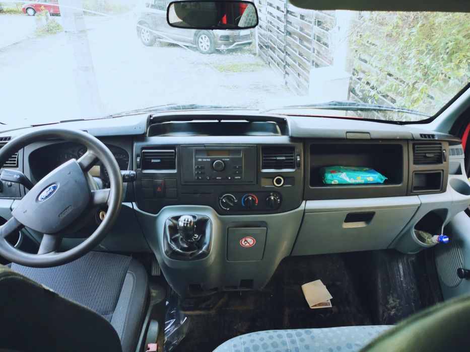 Vand sau schimb Ford Transit doka