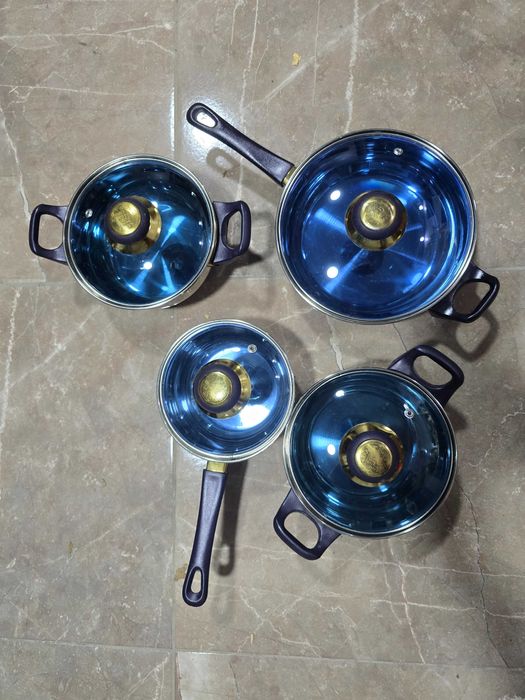 Посуда, непользованная 4 предмета 200000 сум