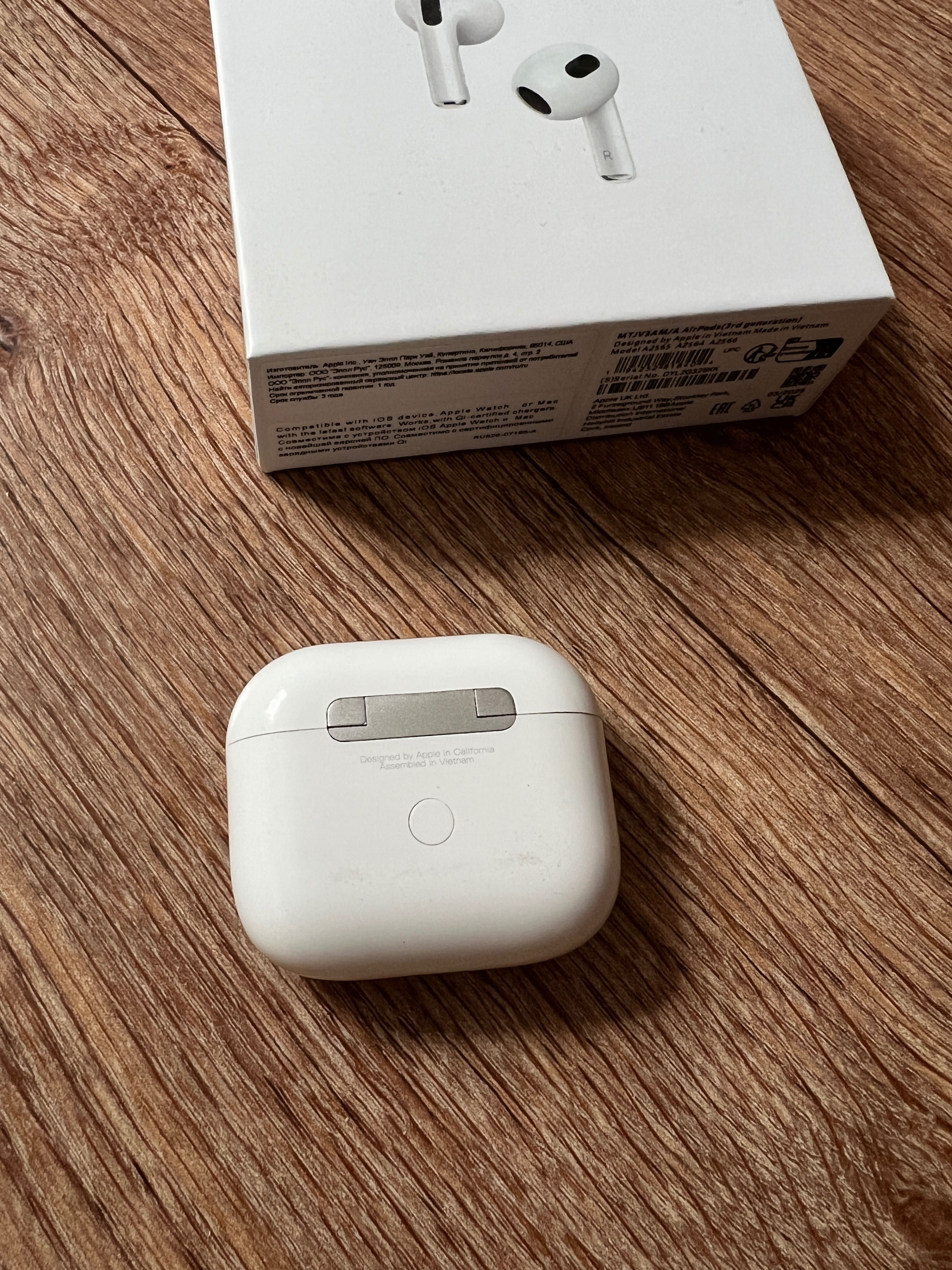 AirPods 3 (3rd generation)