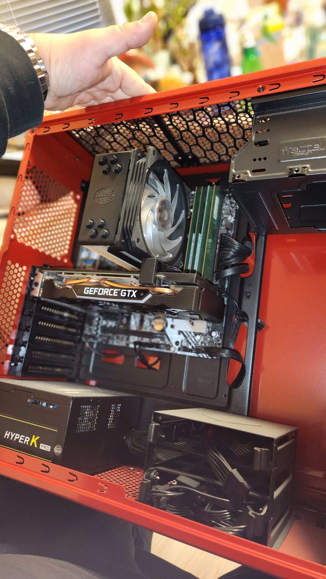 Компютър М.2 SSD Fractual Design