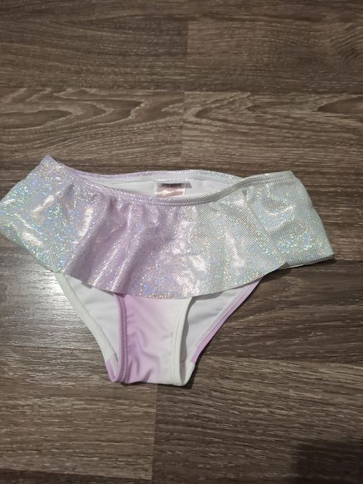 Costume de baie .fetita 122/128
