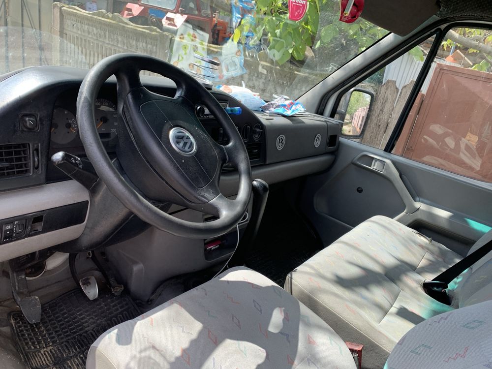 Volkswagen LT 35 ,9 locuri , motor 25