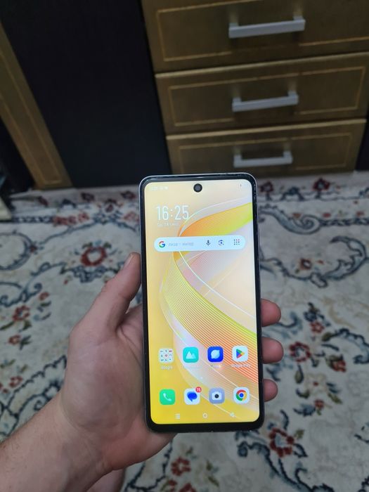 Продам теоефон Infinixs память 128