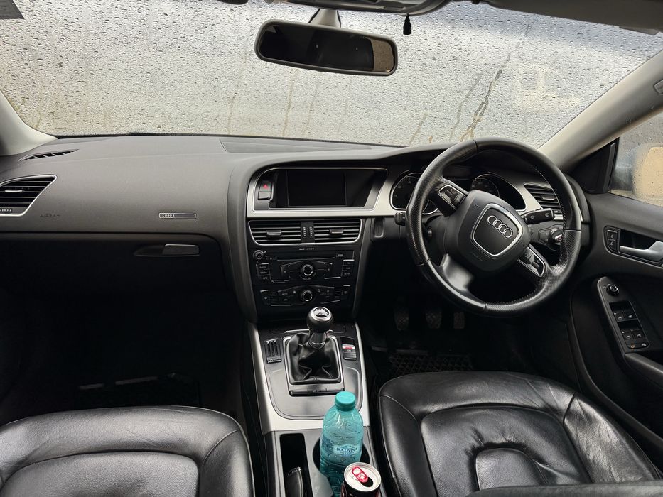 Dezmembrari/Dezmembrez Audi a5 2.0 tdi 170 CP