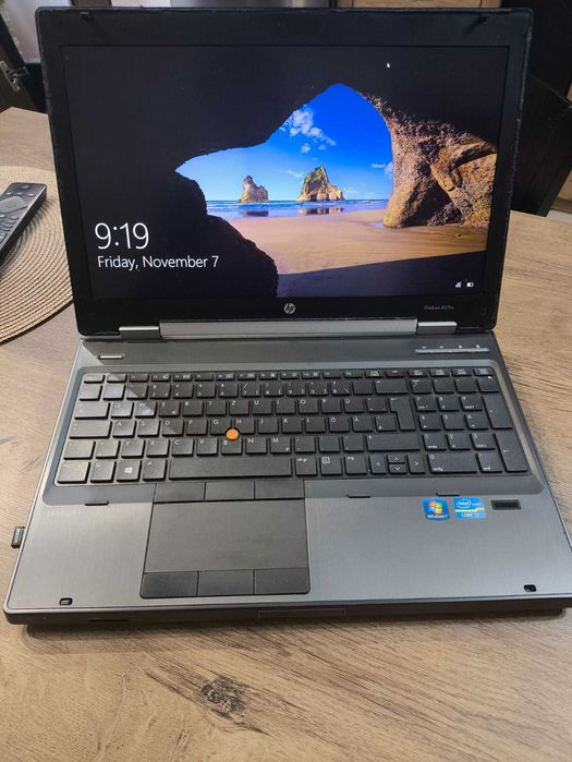 Лаптоп HP EliteBook 8570w с зарядно
