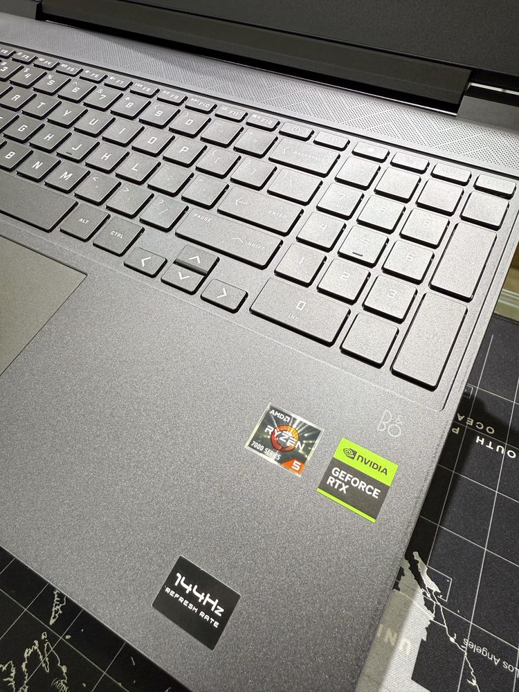 Hp Victus R5-7535Hs/8/512/2050
