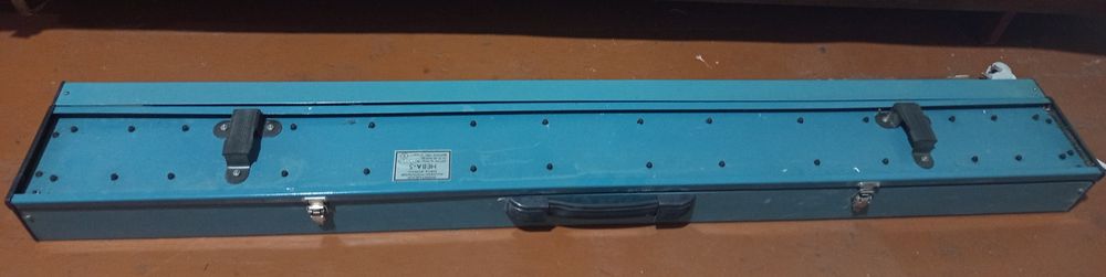 Швейная машинка Б/У,Вязальная машинка Нева 5,Б/У