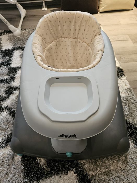 Проходилка Hauck 3 в 1 играчка за бутане