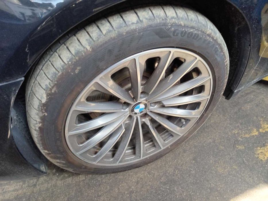 BMW 730 3.0D На части