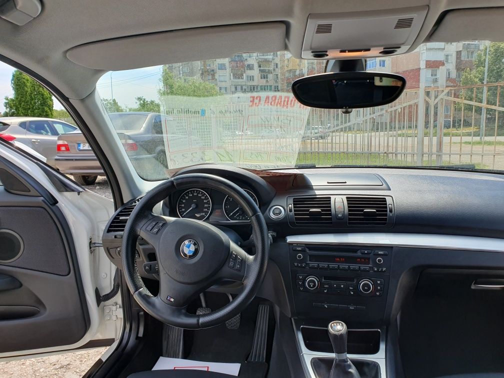 BMW 118i перфектен