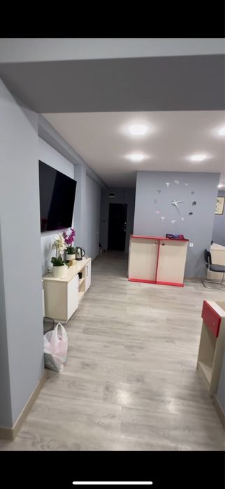 Ц-1 евро офис 72кв.м евро ремонт с мебелью и техникой под офис срочно