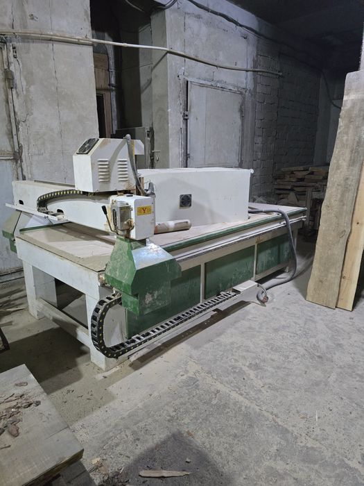 Ровер сотилади нархи 2000 $