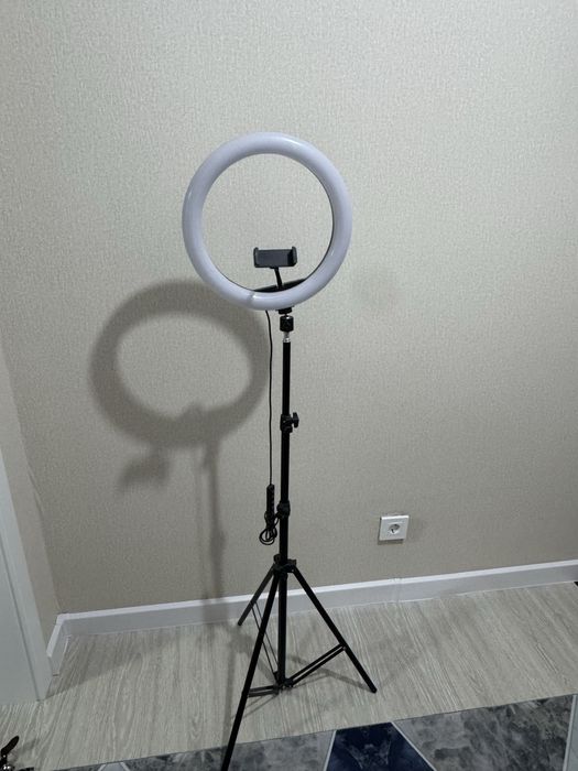 Кольцевая лампа