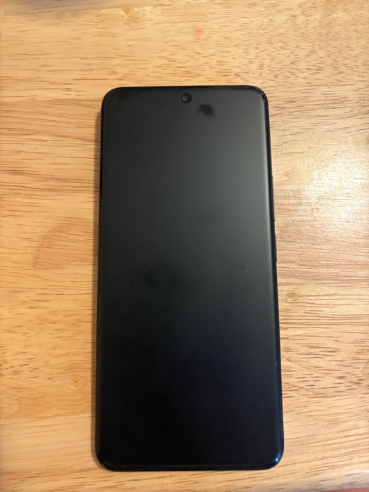 Vând telefon HONOR 200