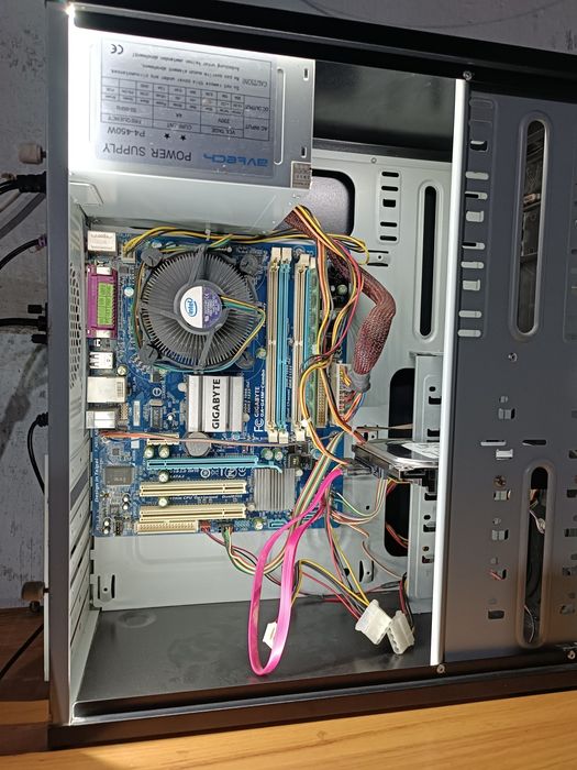 kompyuter + sawbofer