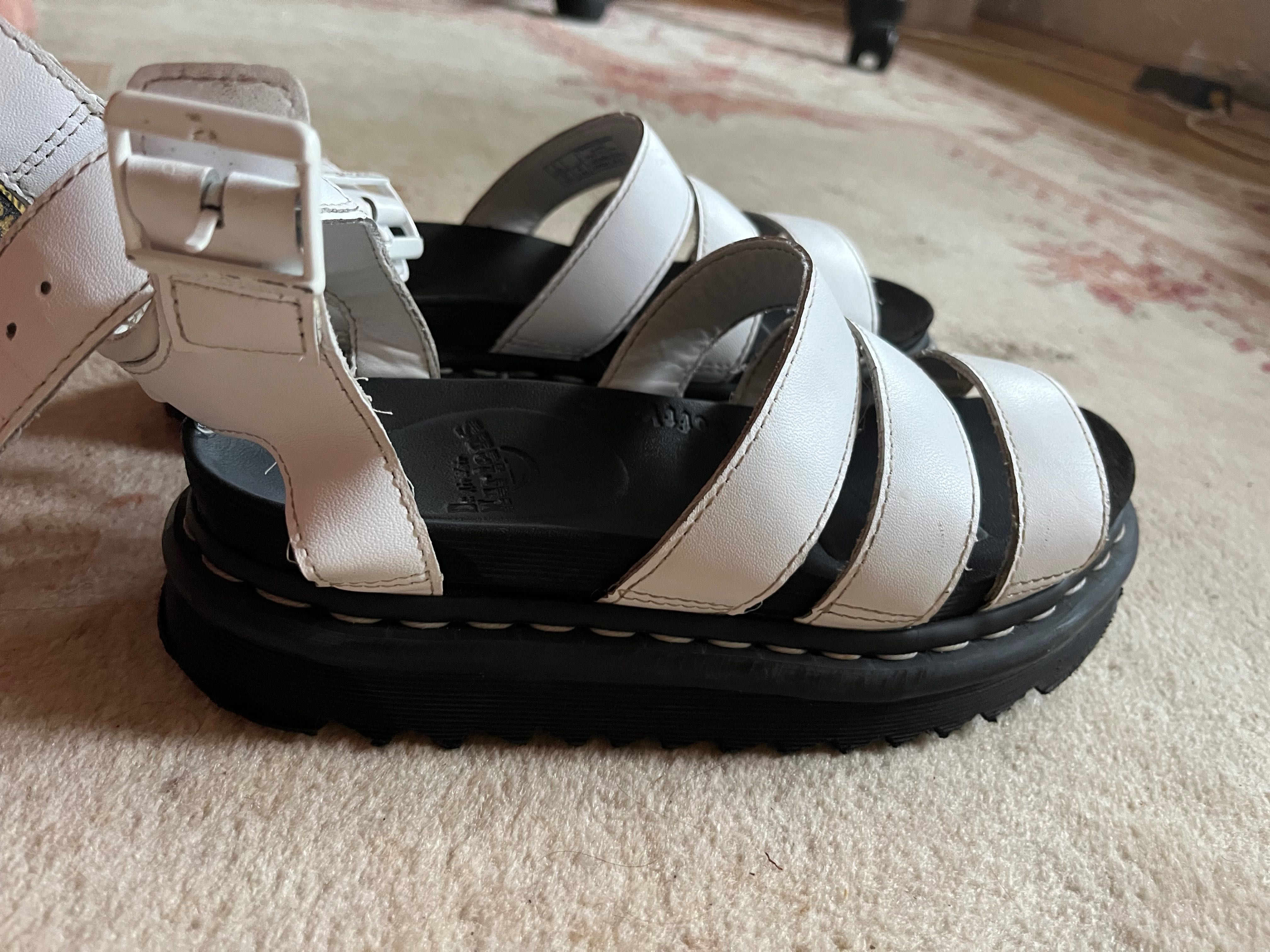 Dr. Martens веган бели сандали с платформа y2k goth punk