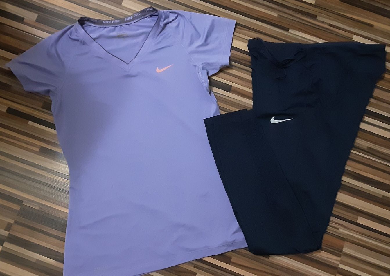 (M) NIKE PRO оригинален сет тениска и клин 45.00лв