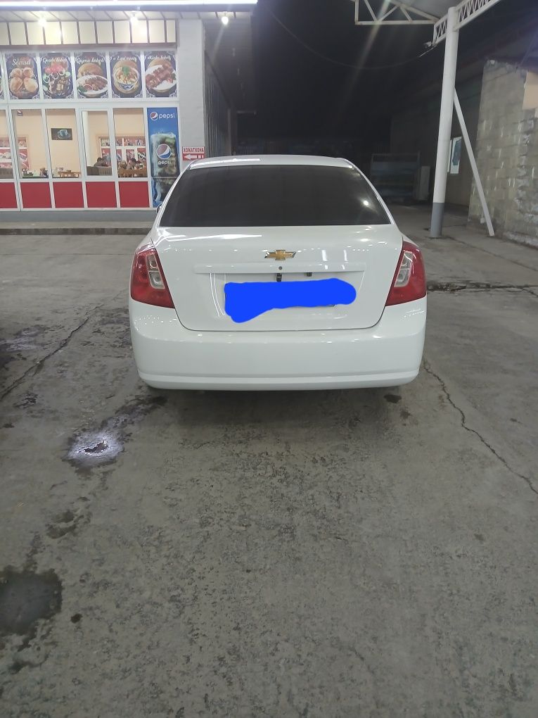 Lacetti gentra qilingan