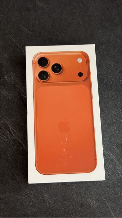 Iphone 17 Pro Max 256GB Cosmic Orange sigilat