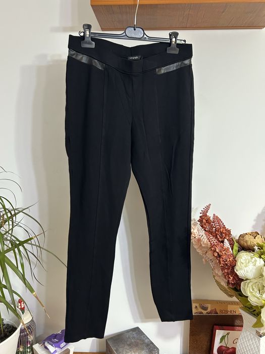 Colanti cu dungi din piele