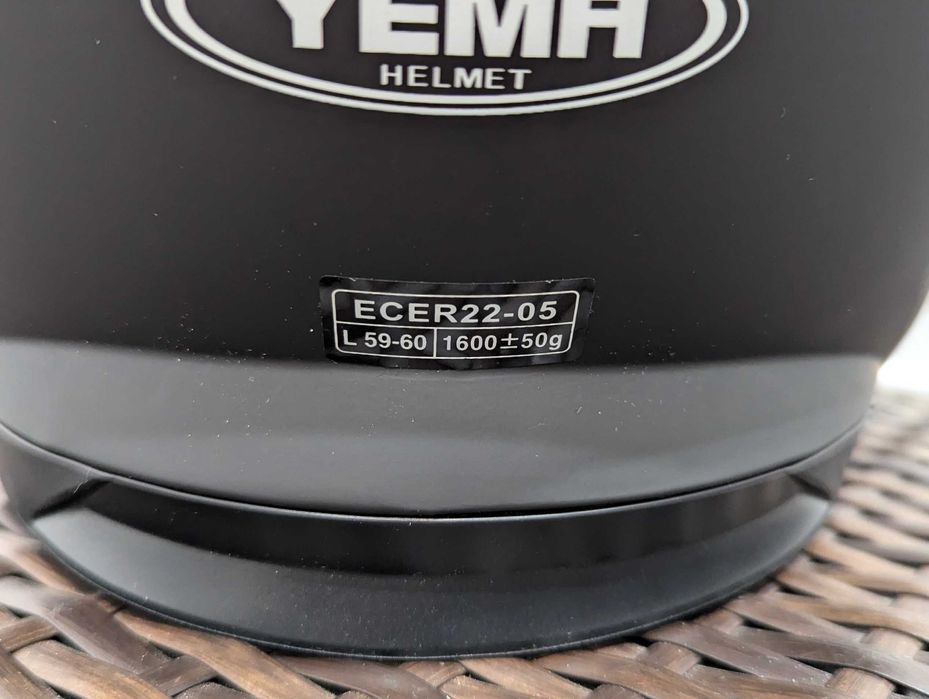 Casca moto Yema, marime L - cu ochelari de soare, full face