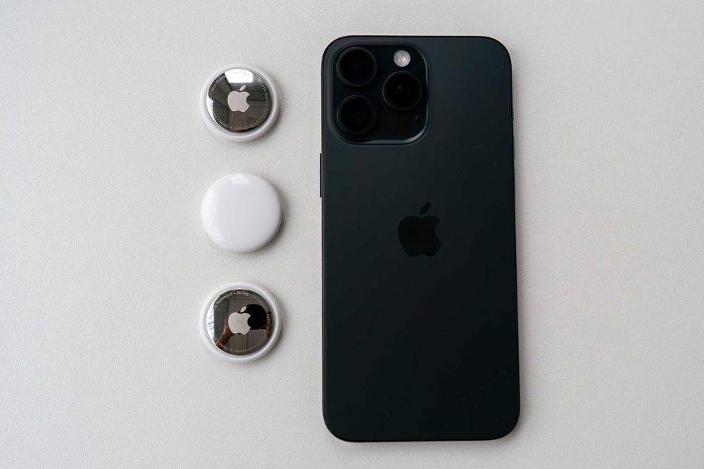 Iphone 15 Pro Max, 256GB, USB-C, impecabil, garantie eMag, 3 AirTags