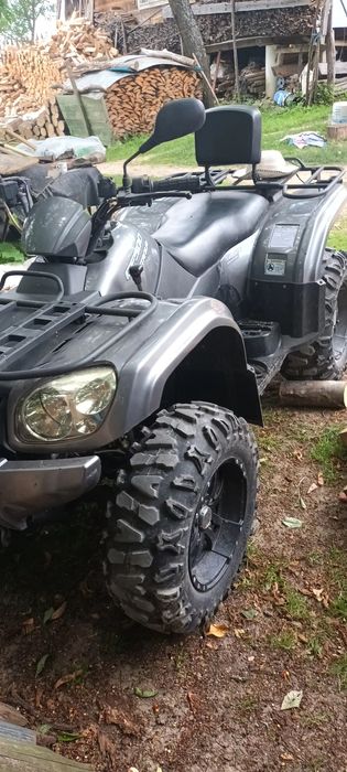 Vîd,ateveu cf moto 500aproape  nou de preferat schimb cu suzuchi vitar